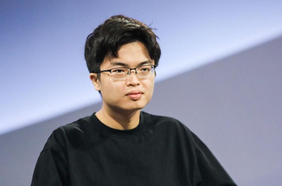 月之暗面出海遇阻:Kimi赚钱难题下新模型k0-math能否破局插图 月之暗面出海遇阻:Kimi赚钱难题下新模型k0-math能否破局